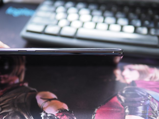 到手10天，邊框掉漆，Note8 256黑