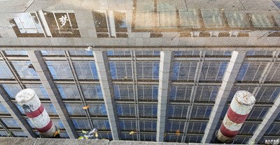 【光影交錯的世界】+虛幻與現(xiàn)實