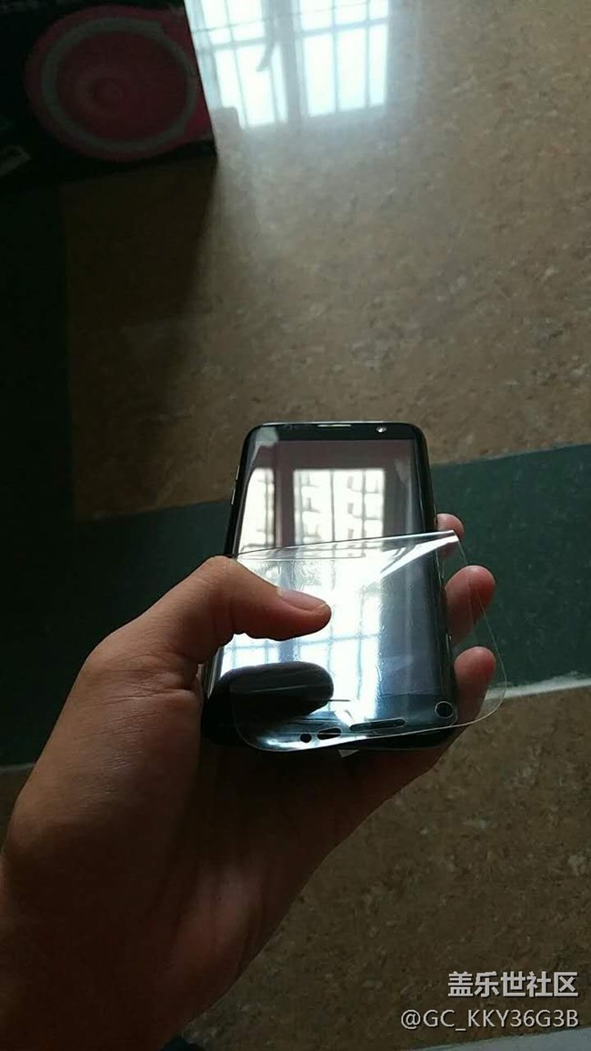 想問問屏幕這樣正常嗎？