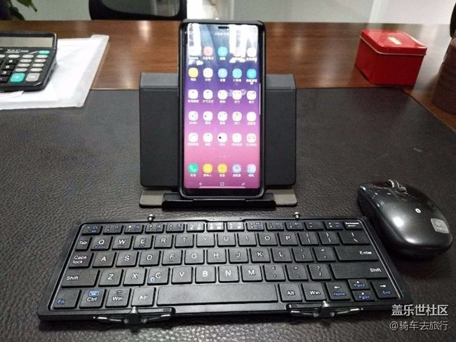 一切都準(zhǔn)備好了，就差擴(kuò)展塢到貨了。