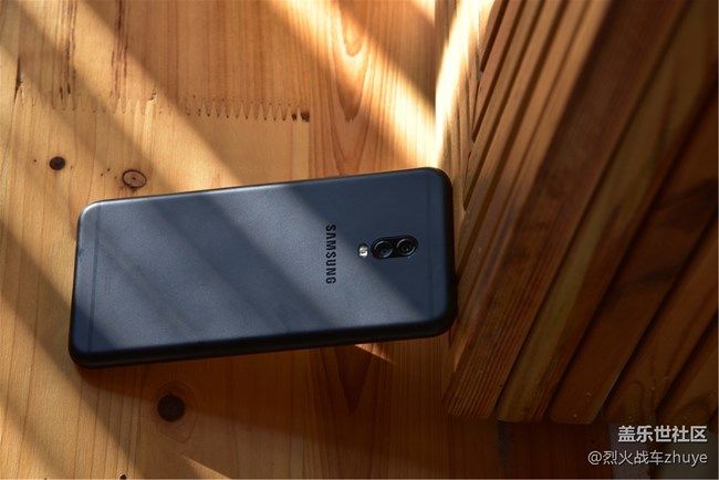 三星中國特供機(jī)C8——中端機(jī)的新選擇