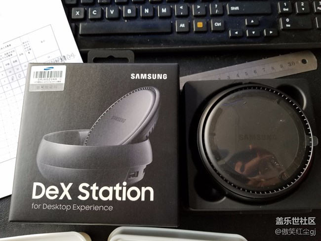 預約贈品到手，坐等Note7老用戶的無線充。