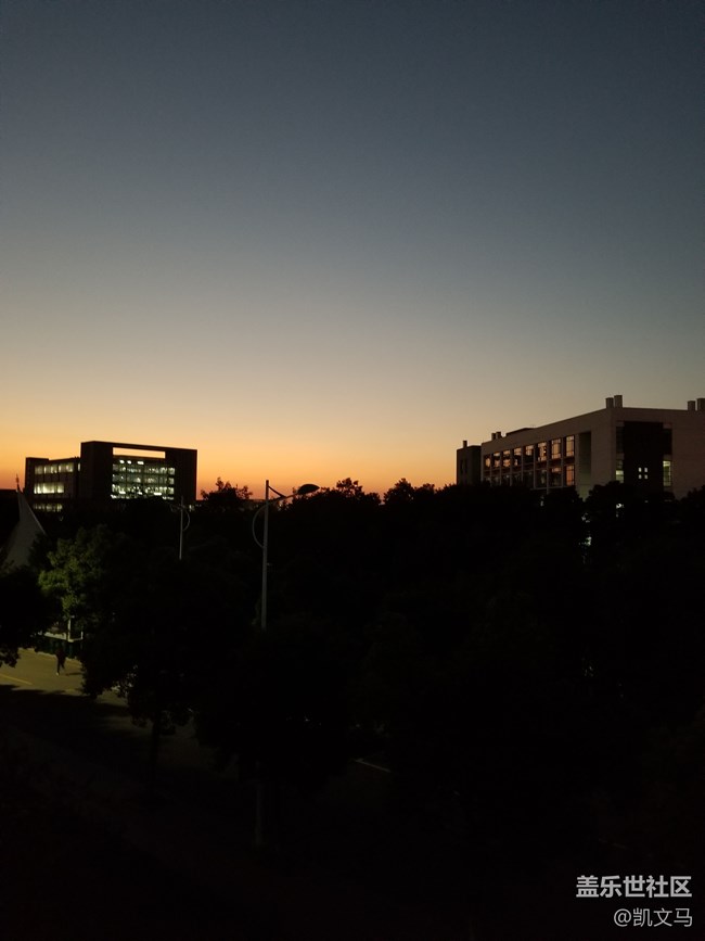 目前頂配的note8 使用