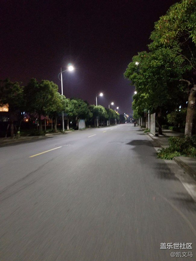 目前頂配的note8 使用