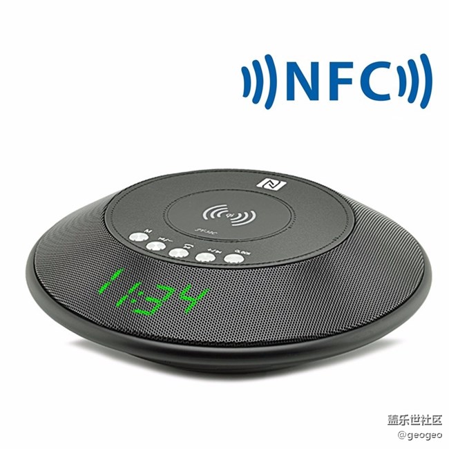 這個飛碟應(yīng)該比那個幾百塊的無線充電器實(shí)用吧？