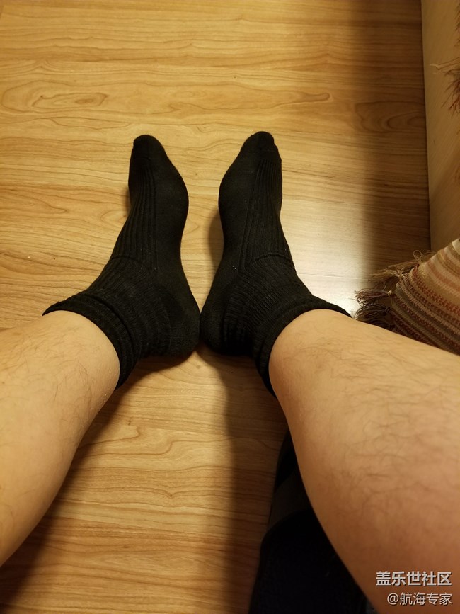 相機拍照黃，顯示的也光，沒有note5顏色正