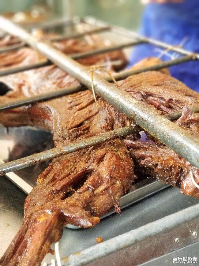 吊燒雞，烤全羊！美味極了