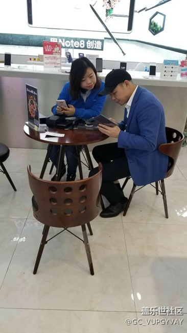 湖南分公司長(zhǎng)沙小區(qū)導(dǎo)購(gòu)員吳京鳳銷售分享