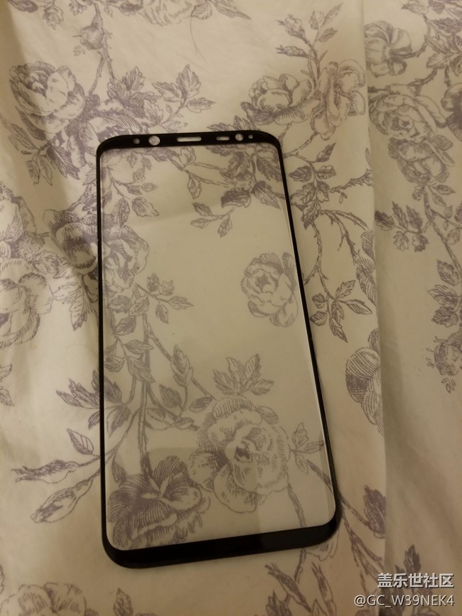 大家都貼膜嗎？我已經(jīng)裸奔了