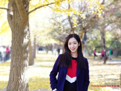蓋樂世Note8  這個季節(jié)銀杏和妹紙更配哦