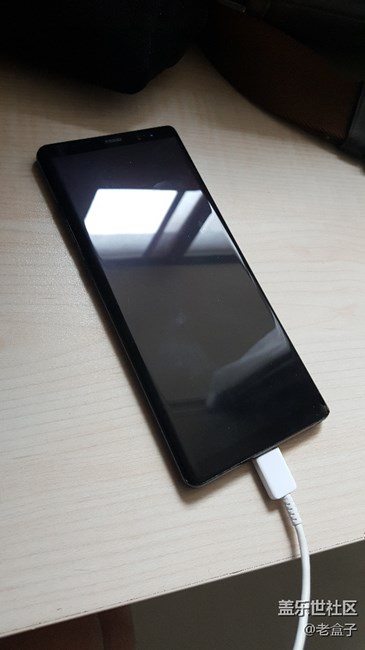 Note 8 從不能無線充電，到不能充電