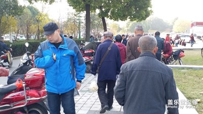 人世百態(tài)