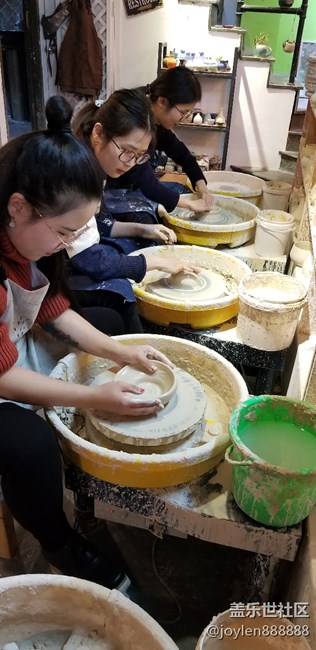 相約石器時(shí)代陶藝工作室