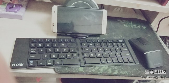 好郁悶，無(wú)線充電器，沒(méi)有電源線，買還買錯(cuò)了