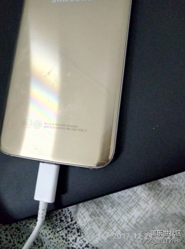 三星s7edge換后蓋玻璃多少錢？