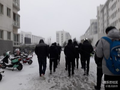 我的世界開始下雪！