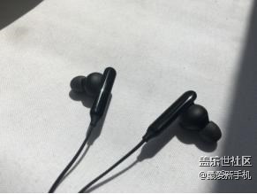 戴上耳機(jī)來場新年音樂世界之旅