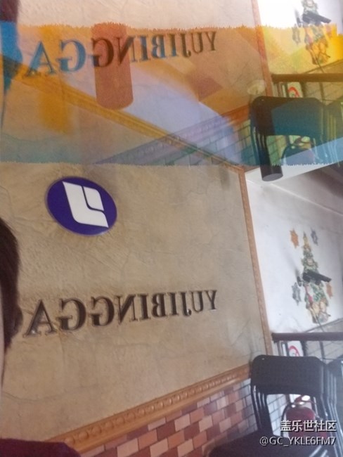 一夜醒來(lái)前置攝像頭拍照出問(wèn)題了，這是怎么回事呢，