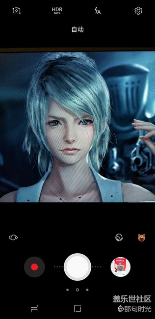 這畫面，尷尬癥都犯了……