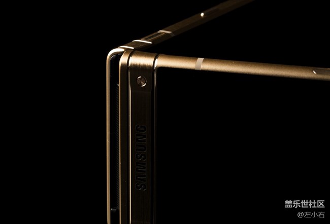 心系天下，三星W2018 初體驗(yàn)