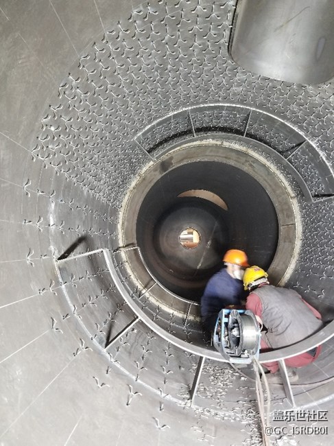 三星note8 頂配版 晚上拍照閃光燈反藍(lán)光。照片蒙霧？