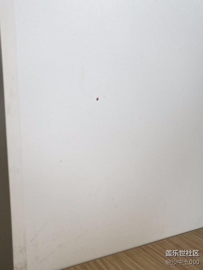 今天發(fā)現(xiàn)了攝像頭的一個(gè)問題，請(qǐng)教一下各位有沒有這種情況？