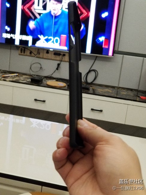 忍了兩月忍不了了