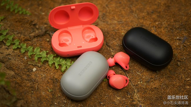 新健身時(shí)尚體驗(yàn) Gear IconX 2018 上手圖賞 新健身時(shí)尚體驗(yàn) Gear IconX 2018 上手圖賞