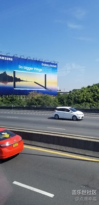 泰國的三星note8巨幅廣告！