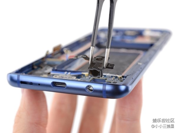 外觀如此漂亮的三星S9里面長什么樣？不妨看看這組拆機圖