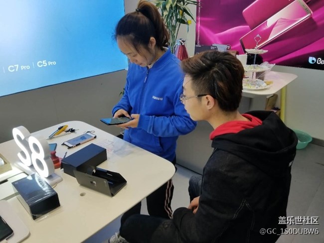 安康恒發(fā)三星手機體驗店S9＋銷售案例