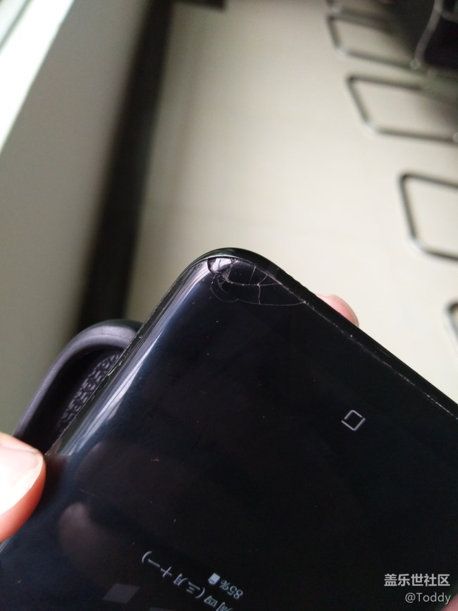 手機(jī)爆屏了還能防水嗎？