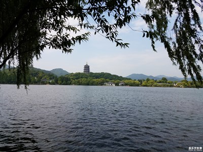 出來轉(zhuǎn)轉(zhuǎn)