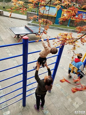 《中國(guó)最美瞬間》 成長(zhǎng)的呵護(hù)