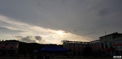 【中國(guó)最美瞬間】+龍飛蒼穹