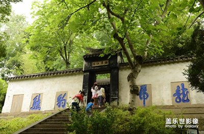 【中國(guó)最美瞬間】+虎丘塔斜劍池嵐