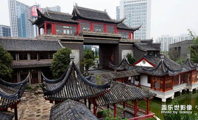 【中國(guó)最美瞬間】+龍?zhí)端l(xiāng)一角