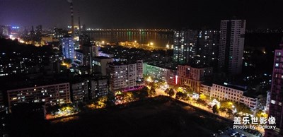 霓虹夜色浪漫