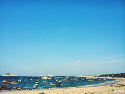 【中國最美瞬間】+在旅途中發(fā)現(xiàn)美