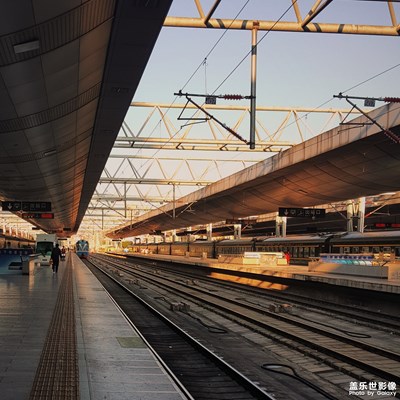 【那遙遠(yuǎn)的地方】