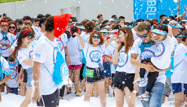 地球上最開心的5公里 蓋樂世社區(qū)泡泡跑沈陽站精彩回顧