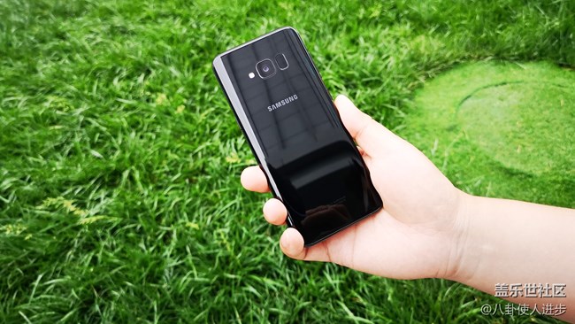 愛上了精致小巧 續(xù)航持久的三星Galaxy S輕奢版