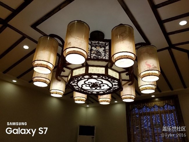 晚飯時(shí)間……