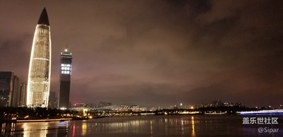 做任務(wù)，發(fā)兩個(gè)note8拍照貼