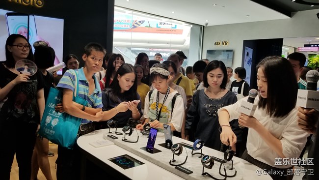 廣州中華廣場駿和D3三星授權(quán)體驗店 盛大開業(yè)