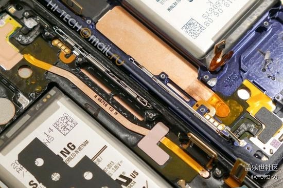 三星蓋樂世Note9拆解對比上代Note8