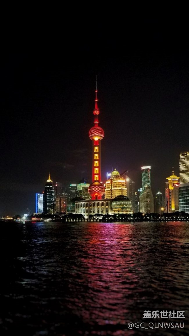 更新了8.0，相機果然廢了