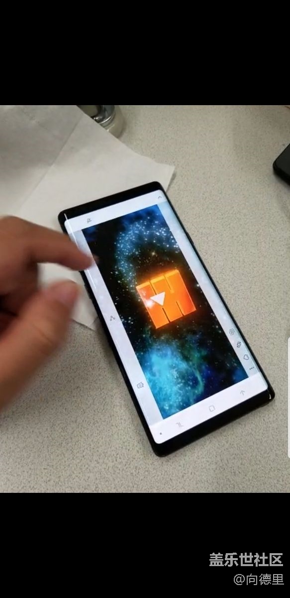 相冊軟件播放視頻多次橫屏的問題