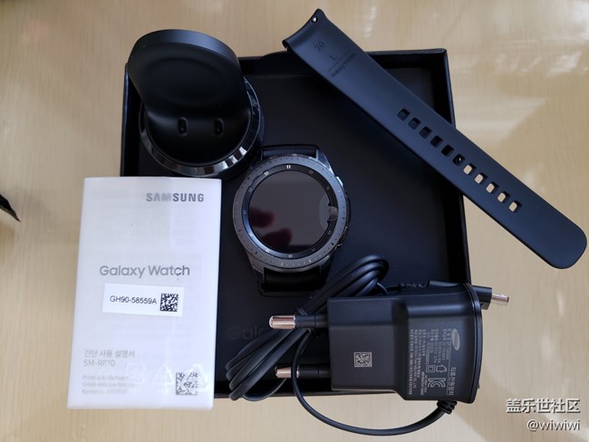 42mm黑色，Galaxy Watch上手體驗。