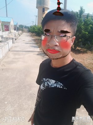 【一點(diǎn)也不怪】+我的自拍